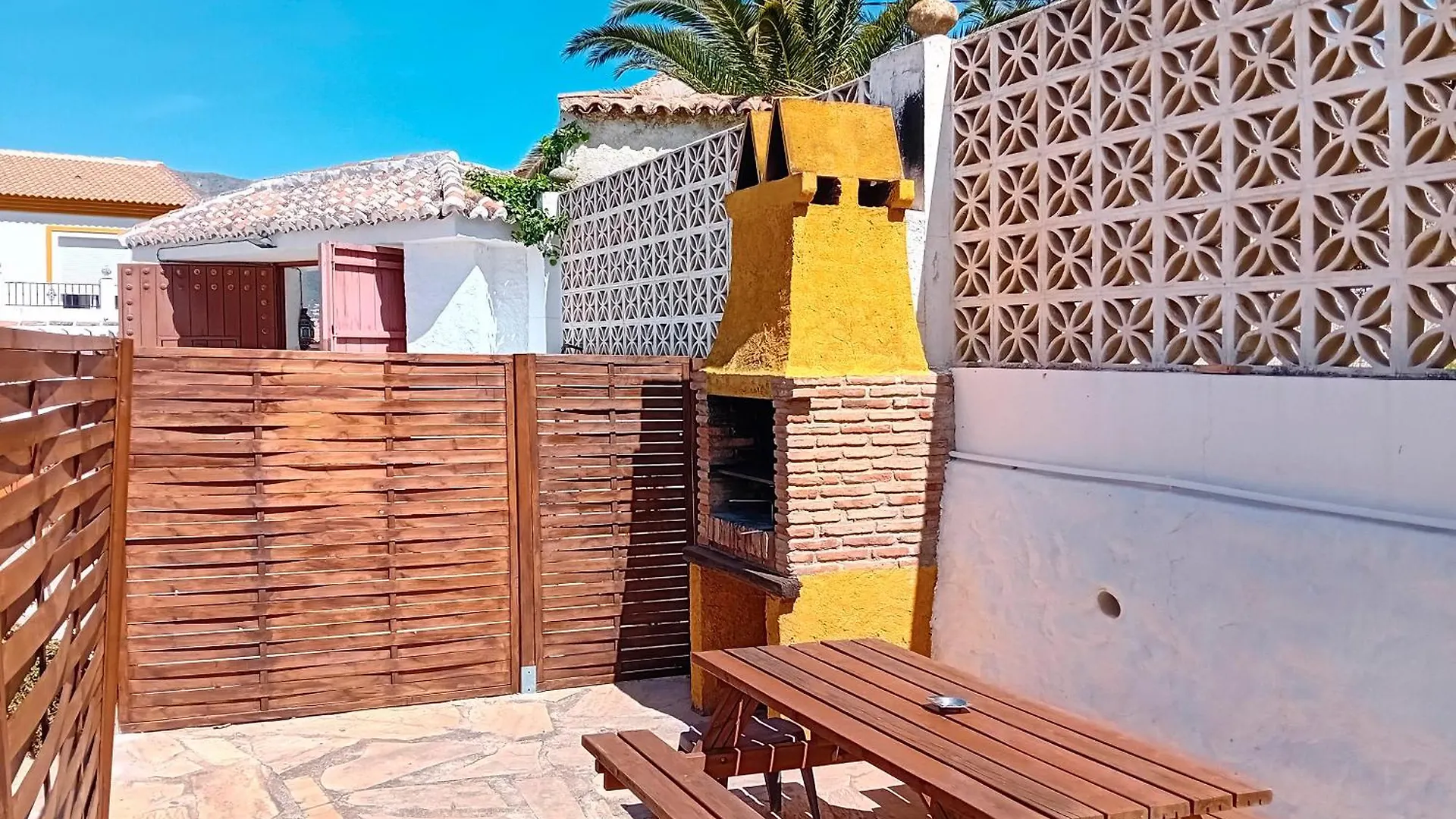 Casa Patio De Los Naranjos Piscina Privada Alcaucin